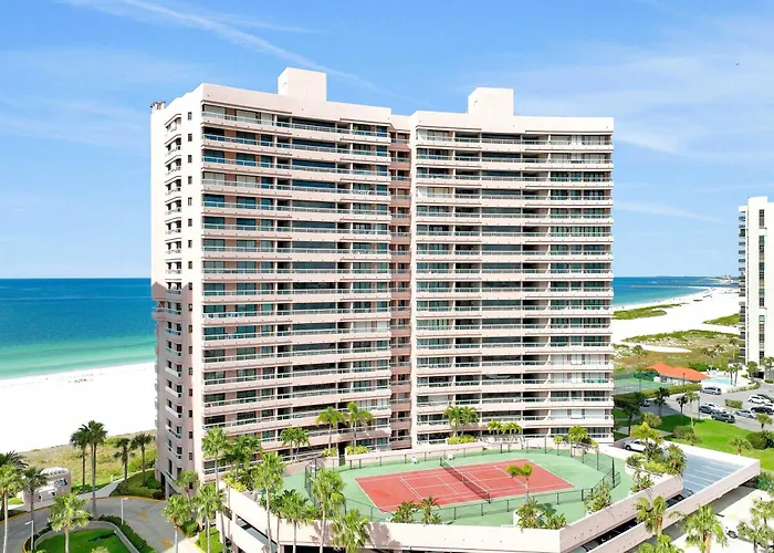 Crescent Club I 12d *